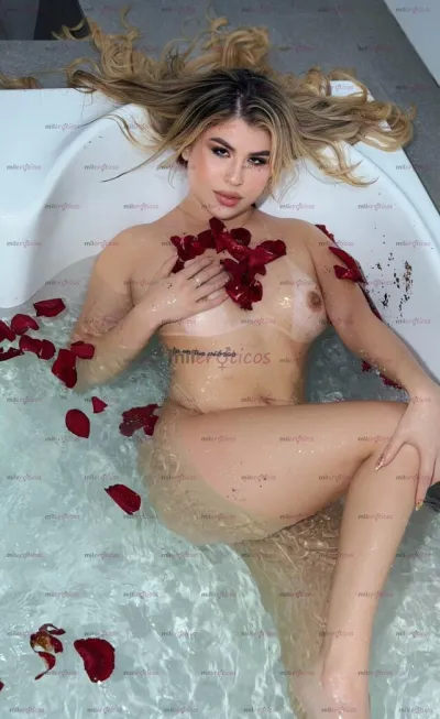 Foto protegida de VALERIA BARBIE